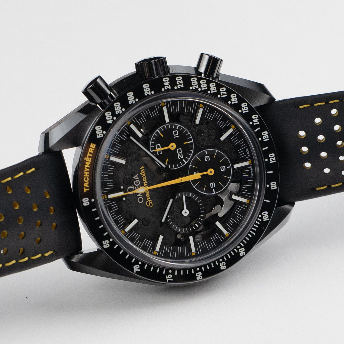Omega Speedmaster 311.92.44.30.01.001 Dark Side of the Moon Apollo 8 Edition Black Ceramic Black Dial (2021)