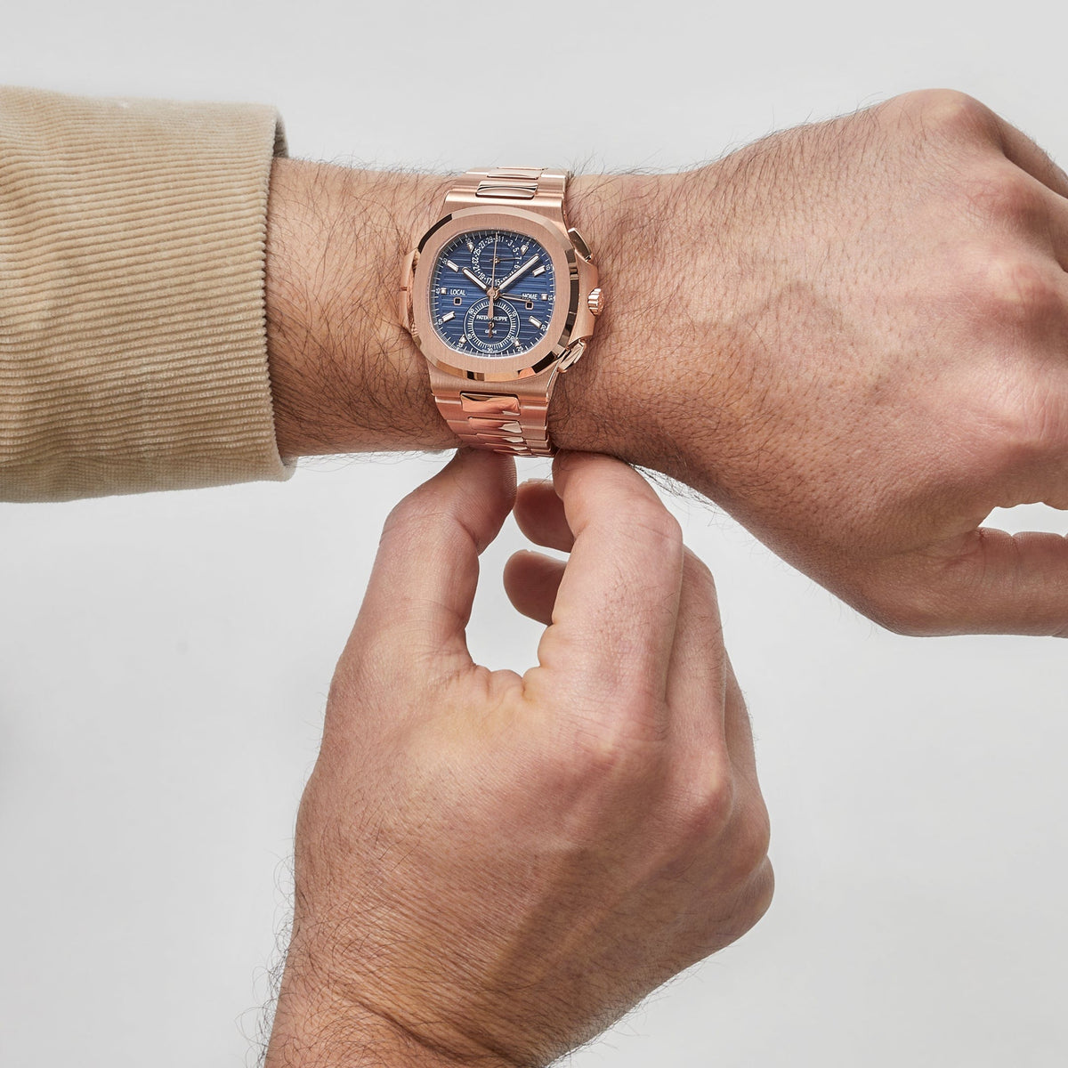Patek Philippe Nautilus 3285 V3 – 5990/1R-001 Travel Time Flyback Chronograph Rose Gold Blue Dial (2025)